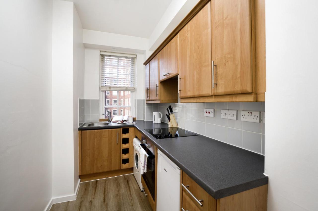 Riverside Accommodation in Pimlico - London