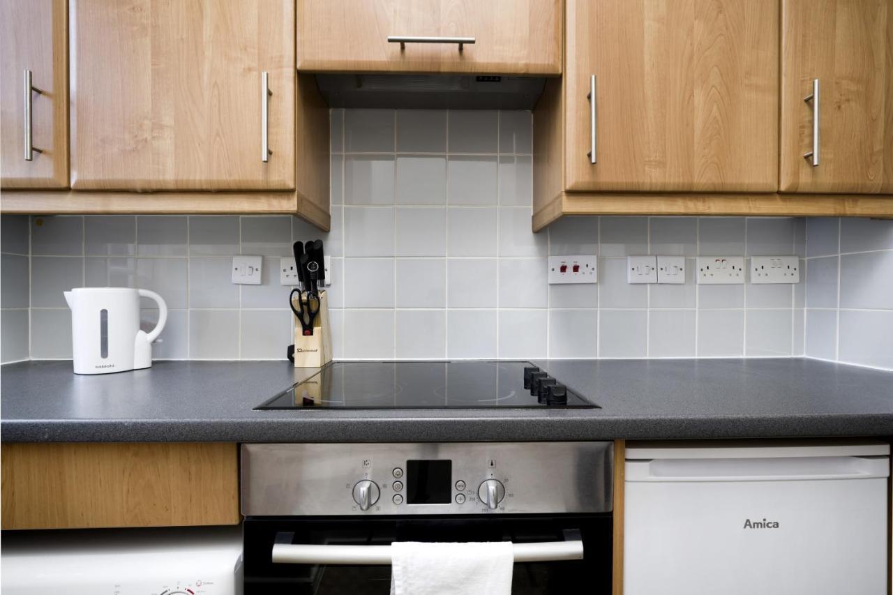Riverside Accommodation in Pimlico - London *